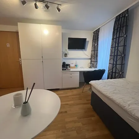 Apartment Einzelzimmer Mit Privatem Bad Naehe Ulmer Donautal - Ideal Fuer Geschaeftsreisen