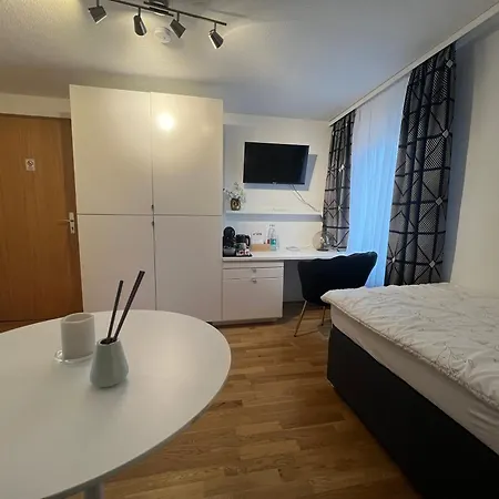 Einzelzimmer Mit Privatem Bad Naehe Ulmer Donautal - Ideal Fuer Geschaeftsreisen Apartment *