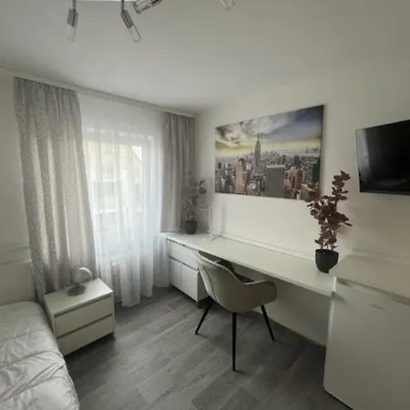 Apartment Einzelzimmer Mit Privatem Bad Naehe Ulmer Donautal - Ideal Fuer Geschaeftsreisen *