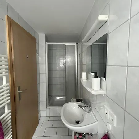 Einzelzimmer Mit Privatem Bad Naehe Ulmer Donautal - Ideal Fuer Geschaeftsreisen * Ulm